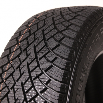 Nokian Hakkapeliitta r5 dot2022 245/45 R18 100T