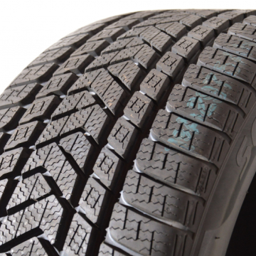 Pirelli Sottozero 3 dot2018 235/40 R18 95V