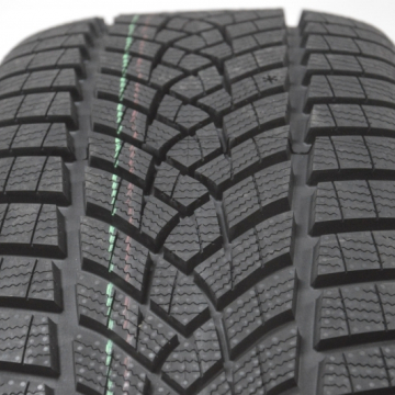 Goodyear Ultragrip performance + dot2022 235/60 R18 103T