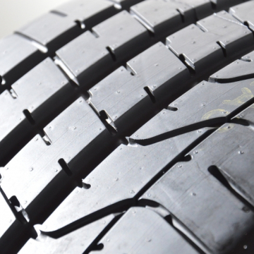 Pirelli P zero ro1 255/40 R21 102Y