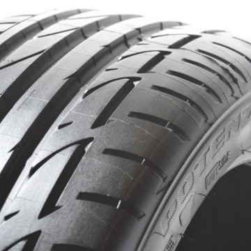 Bridgestone Potenza s001 dot2012 235/50 R18 97Y