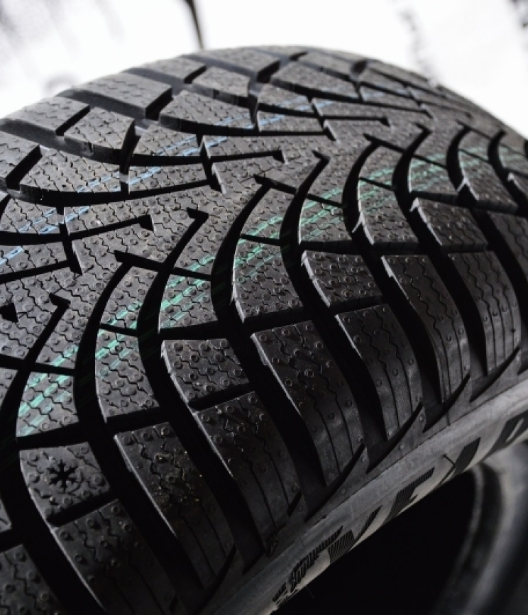 Goodyear Ultragrip 9 dot2022 205/60 R16 96H